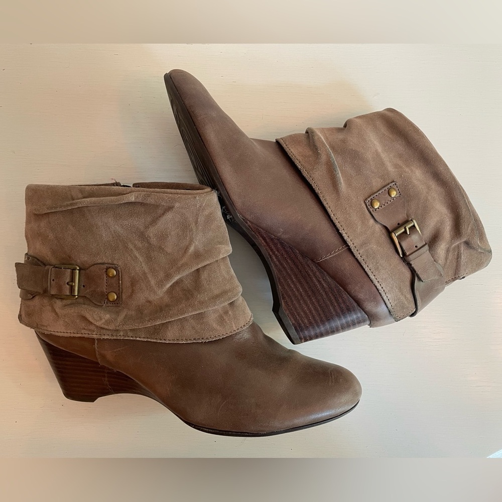 Clarks Low Heel Boot
